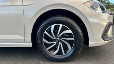 Volkswagen Polo 1.0 Life 5dr Petrol Hatchback